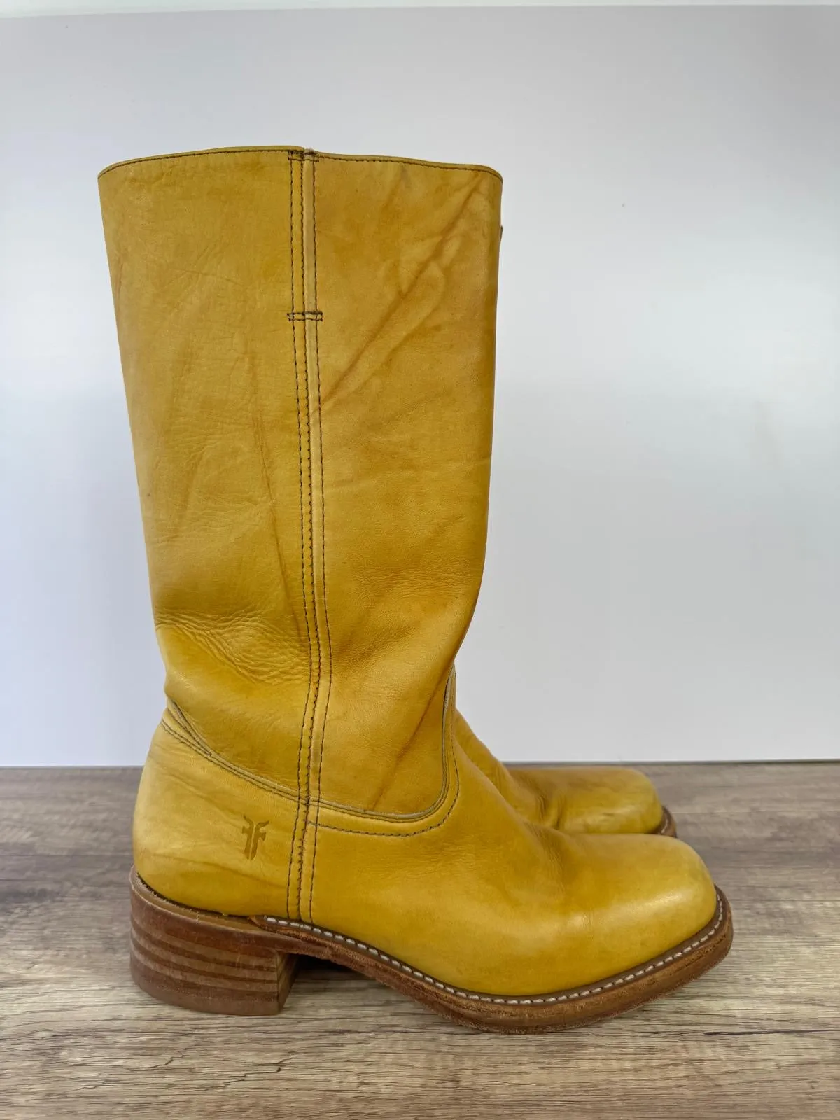 FRYE 12R CAMPUS BANANA RIDING BOOTS